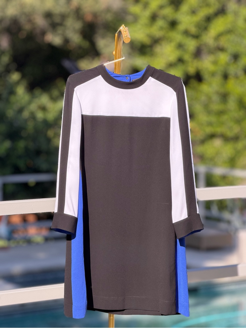 BCBGMaxAzria Black, White & Blue Colorblock Shift Dress